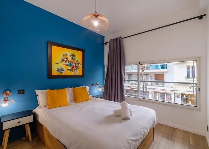 Magnifique Cocon Au Coeur D'antibes - 3g * Antibes